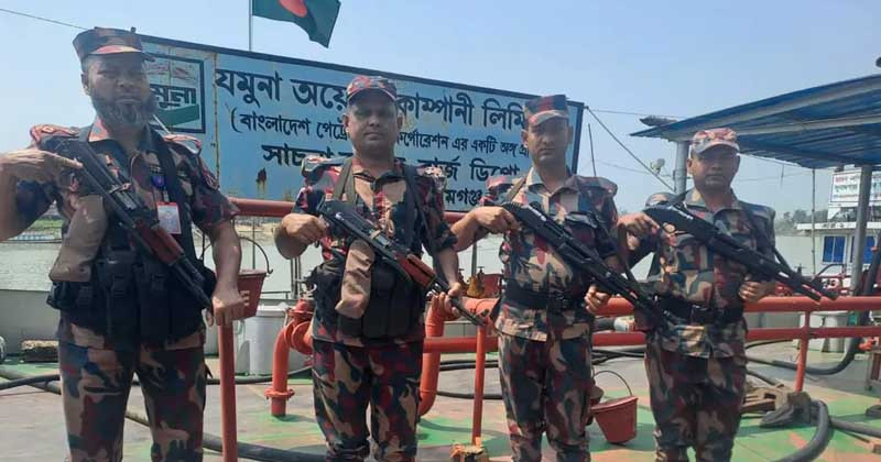 তেল সংকট মোকাবিলায় ডিপোতে বিজিবি মোতায়েন!