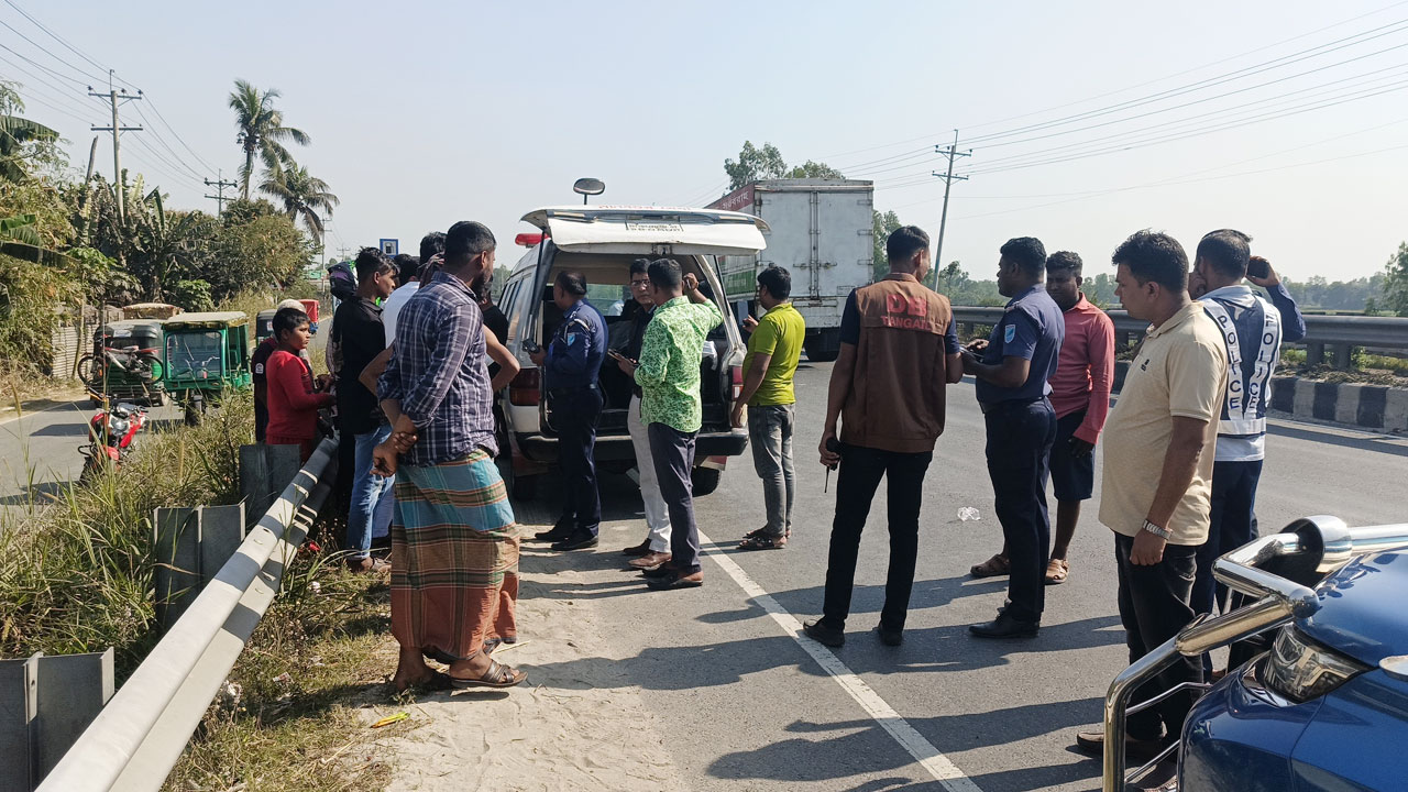 বাসচাপায় প্রাণ গেল ভিক্ষুকের